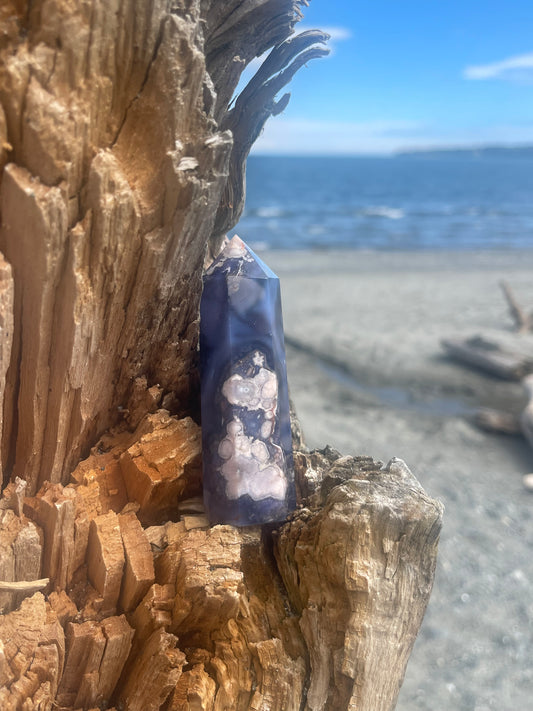 Blue Flower Agate Tower
