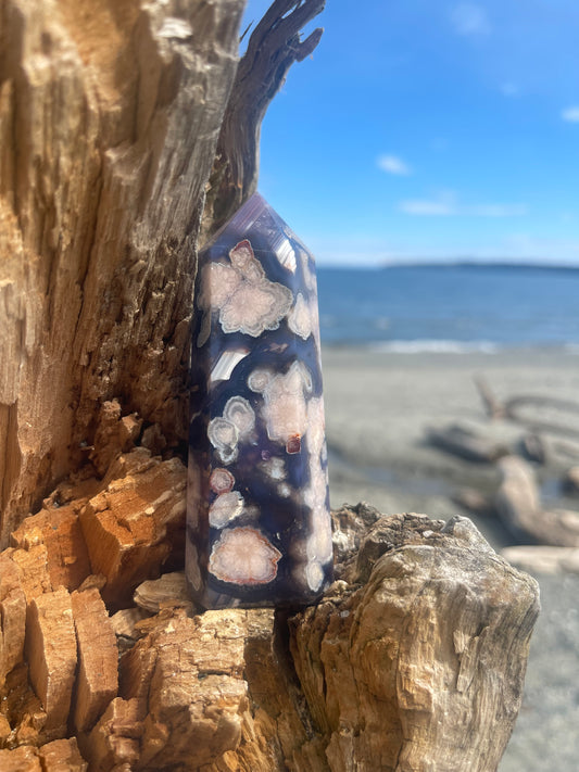 Blue Flower Agate Tower
